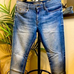GUESS slim tapered jeans